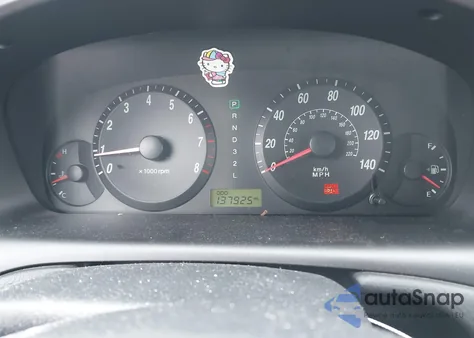 2005 Hyundai Elantra Gls/Gt from USA, damaged, VIN KMHDN46D35U006147